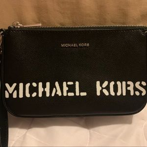 Michael Kors wristlet